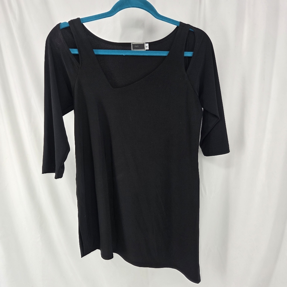 Sympli the best black A symmetrical cut out top  size 6